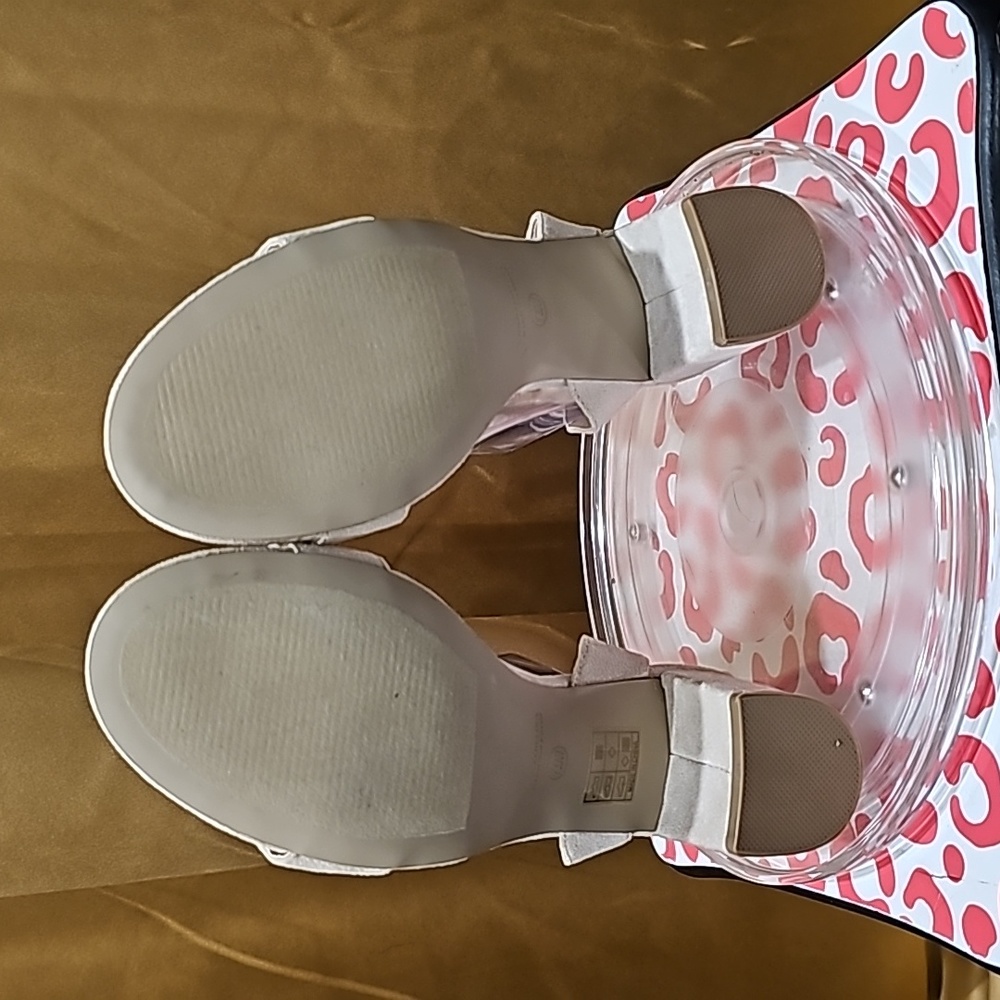 K DREAM PAIRS Carnival Leather Suede Ankle Strap sz 7.5W Chunky Heel Sandal Pump - Picture 10 of 11